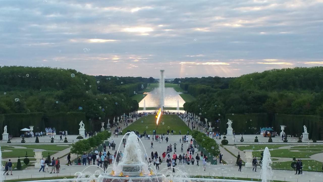 Atout Charme Versailles Exterior foto
